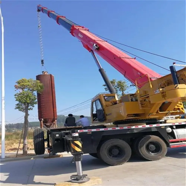 德格专业吊车租赁多少钱