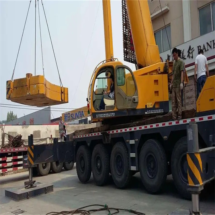 德格当地吊车出租|机器吊装|75吨|工厂搬迁服务